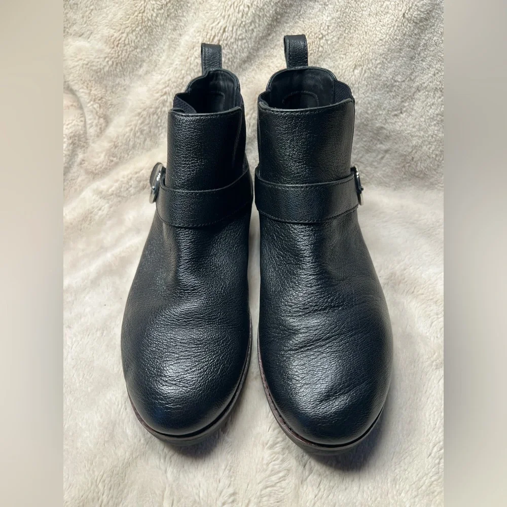 FitFlop Bria Buckle Leather Chelsea Boot Size 8 - Picture 2 of 7